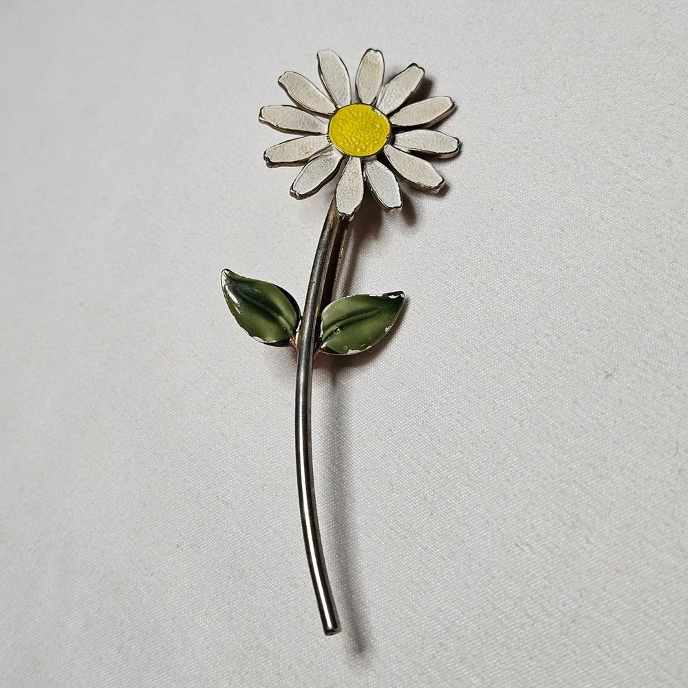 Vintage Enamel Daisy Flower Brooch Pin Women OS White Yellow Green Retro Style
